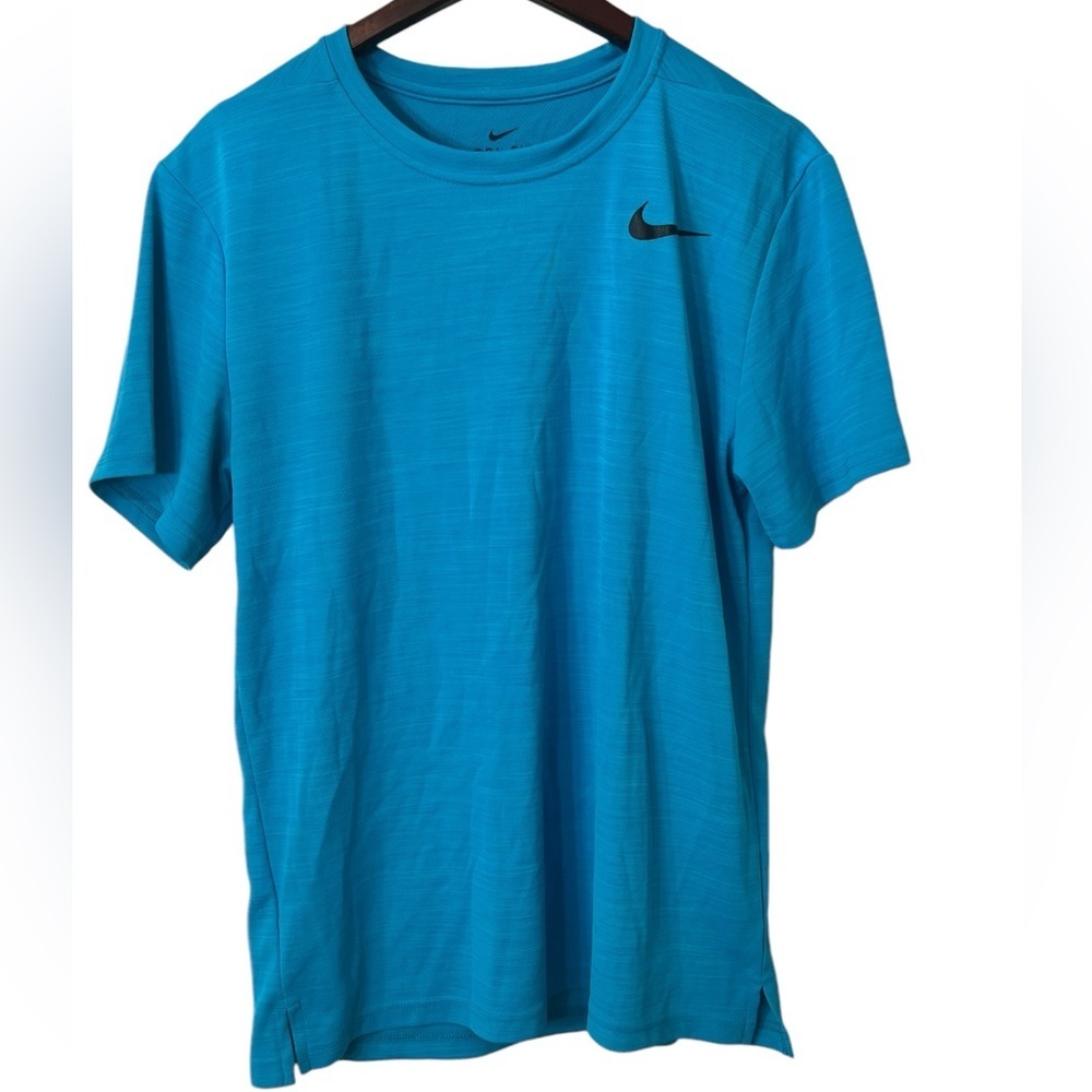 Nike DRI-FIT Hydroguard Men's Medium Shirt Te... athletic shirt size medium☑️